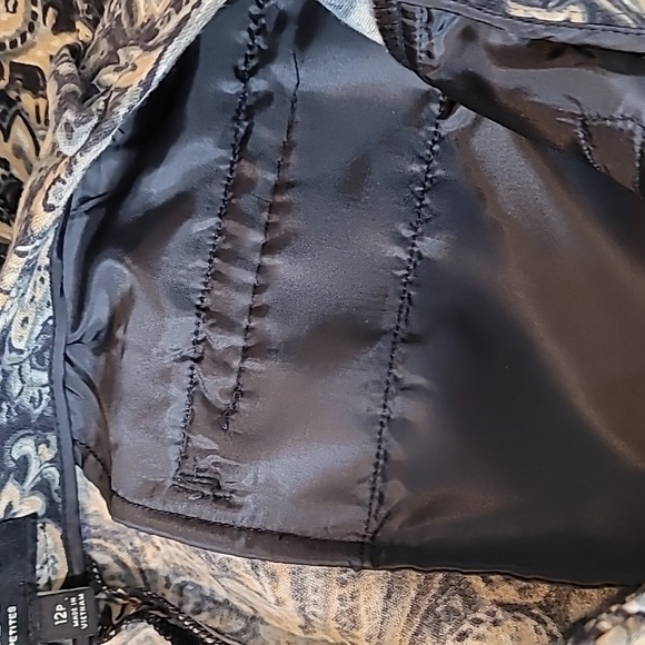 Talbots Petite Black & Tan Filigree Pants - Picture 10 of 10